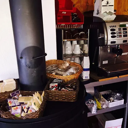 Vandrarhem Amdenlodge - Berg Chalet In Amden Am Walenssee - Event, Seminar, Ferienlager