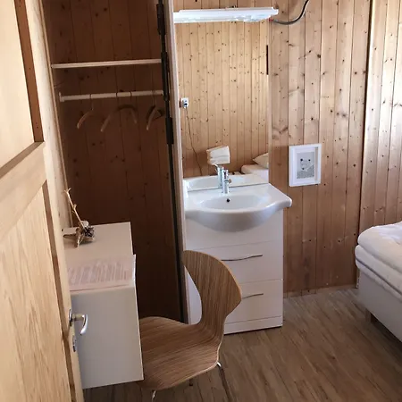 Hostel Amdenlodge - Berg Chalet In Amden Am Walenssee - Event, Seminar, Ferienlager *