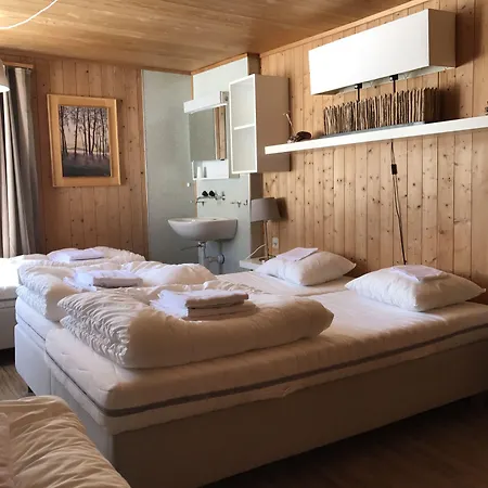 Amdenlodge - Berg Chalet In Amden Am Walenssee - Event, Seminar, Ferienlager Vandrarhem