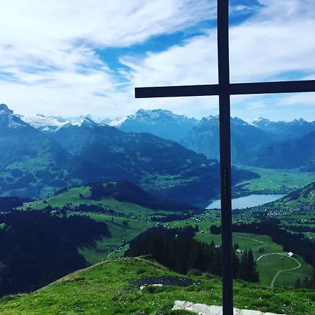 Amdenlodge - Berg In Am Walenssee - Event, Seminar, Ferienlager Auberge de jeunesse Amden