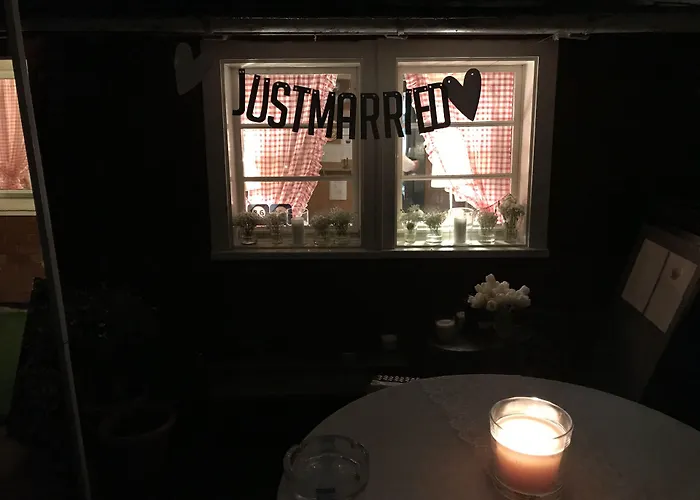 Amdenlodge - Berg Chalet In Amden Am Walenssee - Event, Seminar, Ferienlager Amden