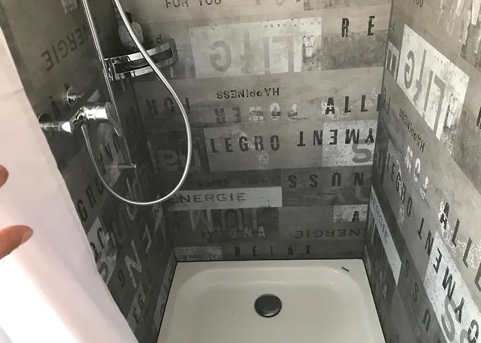 Amdenlodge - Berg In Am Walenssee - Event, Seminar, Ferienlager * Amden