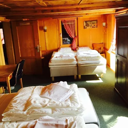 Amdenlodge - Berg In Am Walenssee - Event, Seminar, Ferienlager * Amden