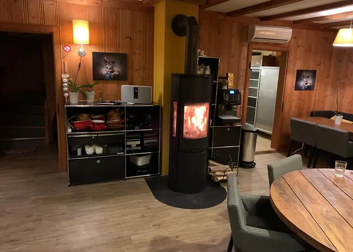 Amdenlodge - Berg Chalet In Amden Am Walenssee - Event, Seminar, Ferienlager *